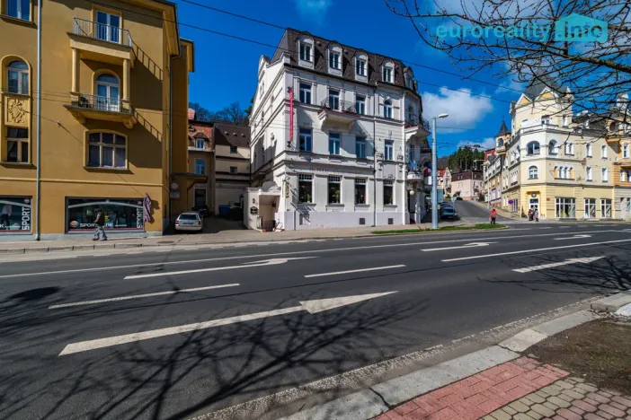 Pronájem restaurace, Mariánské Lázně, Hlavní třída, 120 m2