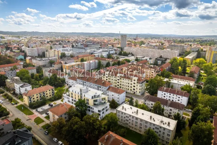 Pronájem bytu 1+kk, České Budějovice, Hálkova, 24 m2