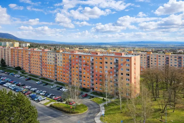 Prodej bytu 4+1, Jirkov, SNP, 76 m2