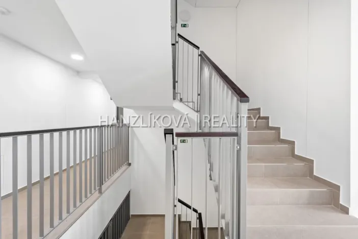 Pronájem bytu 2+kk, České Budějovice, Hálkova, 40 m2