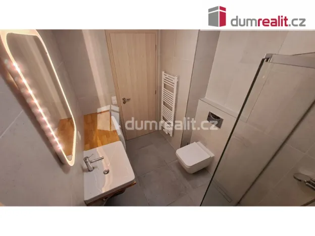 Pronájem bytu 1+kk, Praha - Veleslavín, Adamova, 31 m2