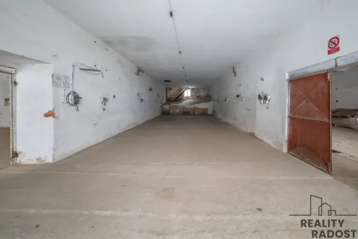 Prodej obchodního prostoru, Chudenice, Mírové nám., 1906 m2