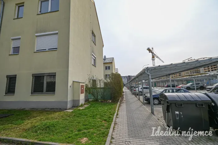 Pronájem bytu 2+1, Brno, Ponětovická, 62 m2