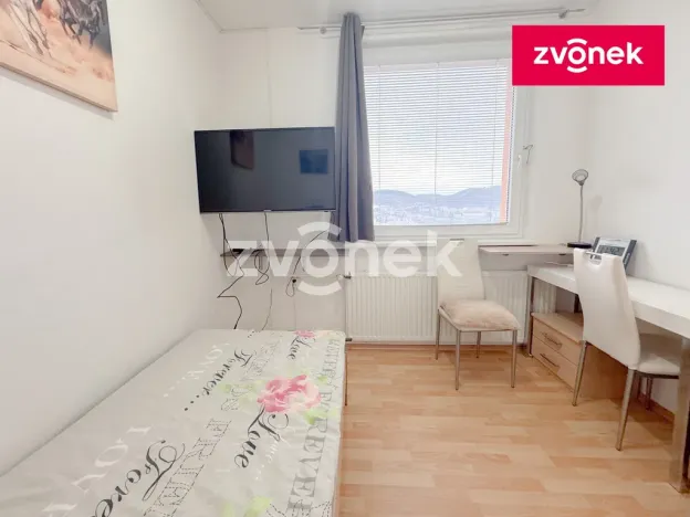 Pronájem bytu 1+kk, Zlín, Budovatelská, 12 m2