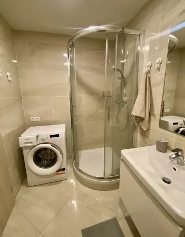 Pronájem bytu 1+kk, Praha - Horní Měcholupy, Mantovská, 32 m2