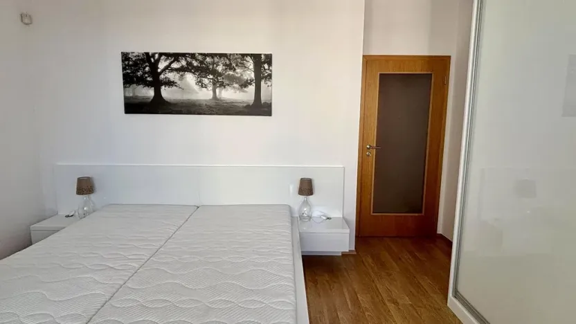 Pronájem bytu 2+kk, Praha - Horní Měcholupy, Hornoměcholupská, 66 m2