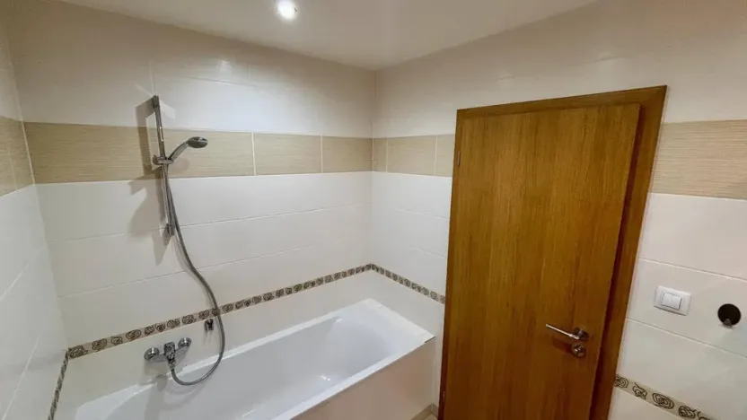 Pronájem bytu 2+kk, Praha - Horní Měcholupy, Hornoměcholupská, 66 m2