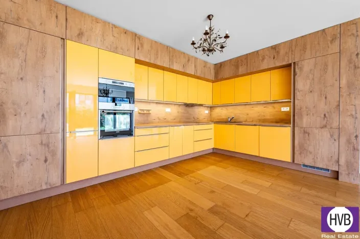 Pronájem bytu 4+kk, Praha, K Beranovu, 227 m2