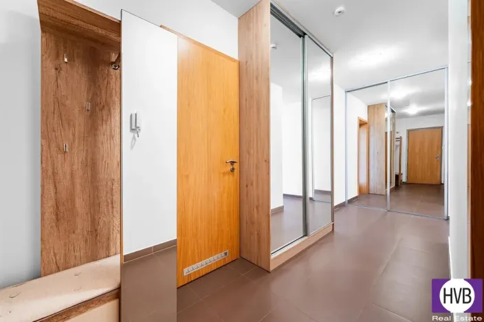 Pronájem bytu 4+kk, Praha, K Beranovu, 227 m2