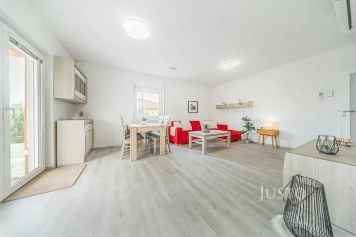 Prodej rodinného domu, Doksany, 83 m2