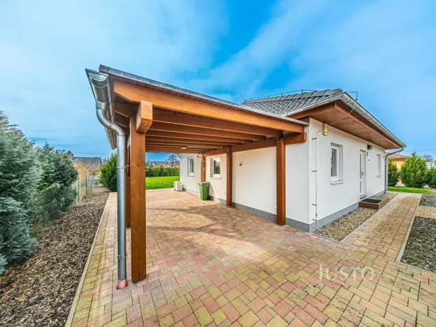 Prodej rodinného domu, Doksany, 83 m2