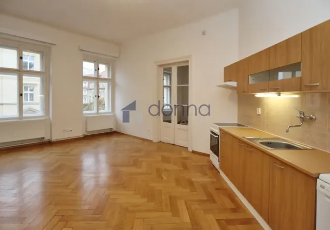 Pronájem bytu 3+kk, Praha, Rumunská, 68 m2