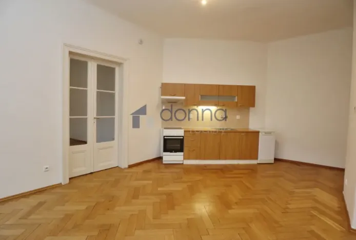 Pronájem bytu 3+kk, Praha, Rumunská, 68 m2