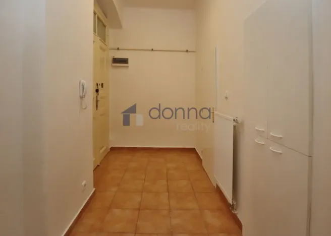 Pronájem bytu 3+kk, Praha, Rumunská, 68 m2