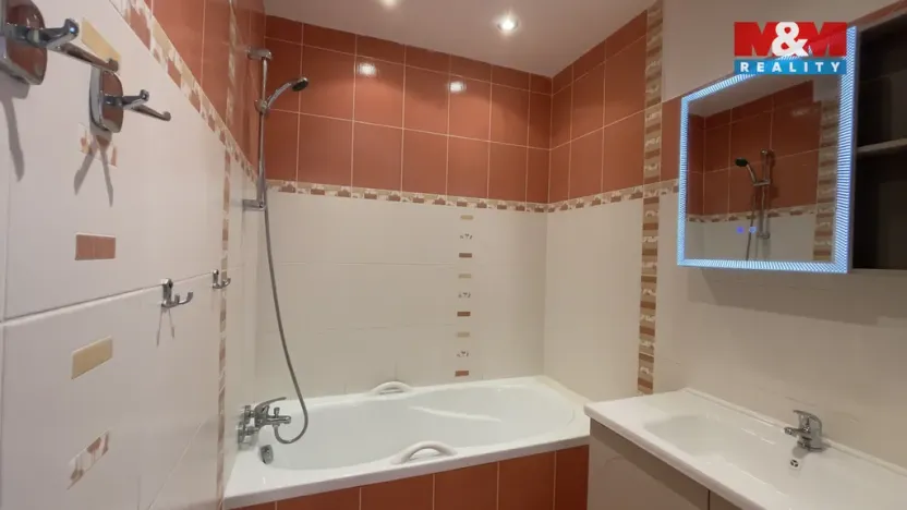 Pronájem bytu 4+1, Petrovice, 88 m2