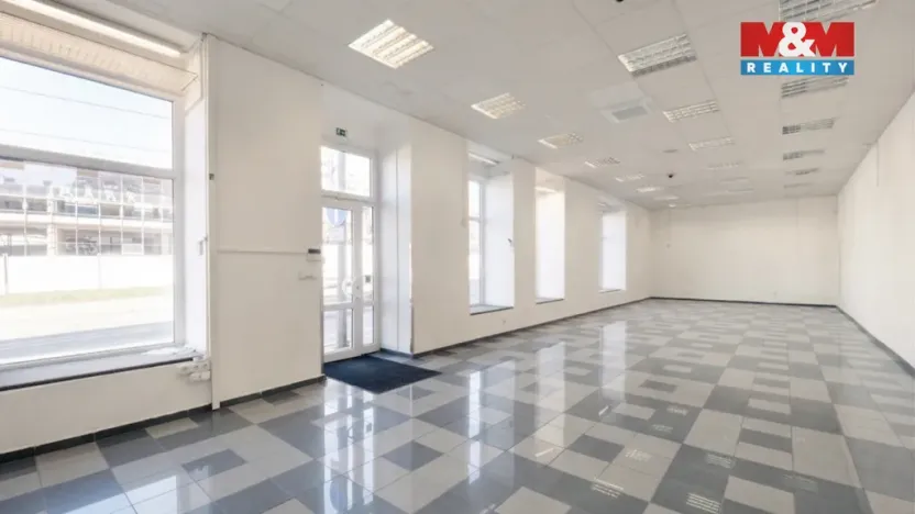 Prodej obchodního prostoru, Praha - Libeň, Sokolovská, 144 m2