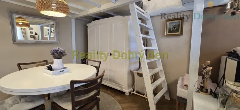 Prodej bytu 2+1, Opava, Tyršova, 66 m2