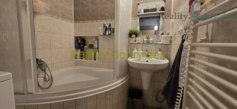 Prodej bytu 2+1, Opava, Tyršova, 66 m2