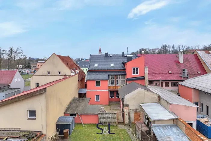 Prodej rodinného domu, Mimoň, nám. 1. máje, 256 m2