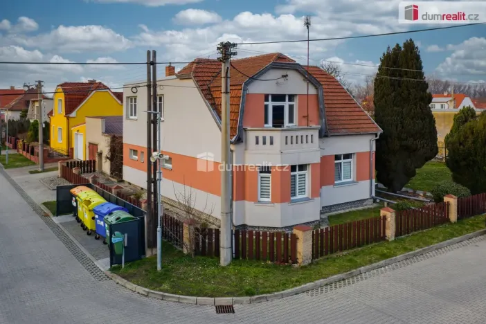 Prodej rodinného domu, Libiš, Střední, 150 m2