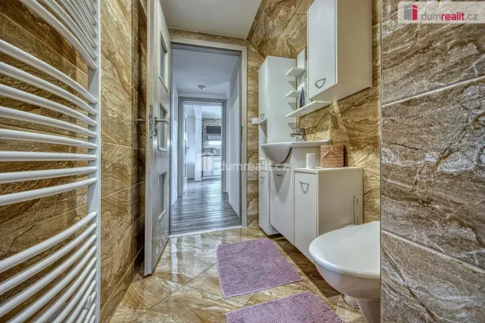 Prodej rodinného domu, Libiš, Střední, 150 m2