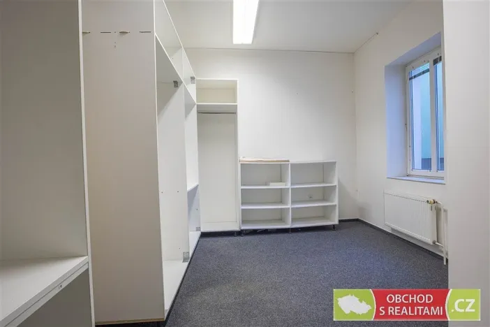 Prodej komerční, Chrudim - Chrudim IV, Lupáčova, 612 m2