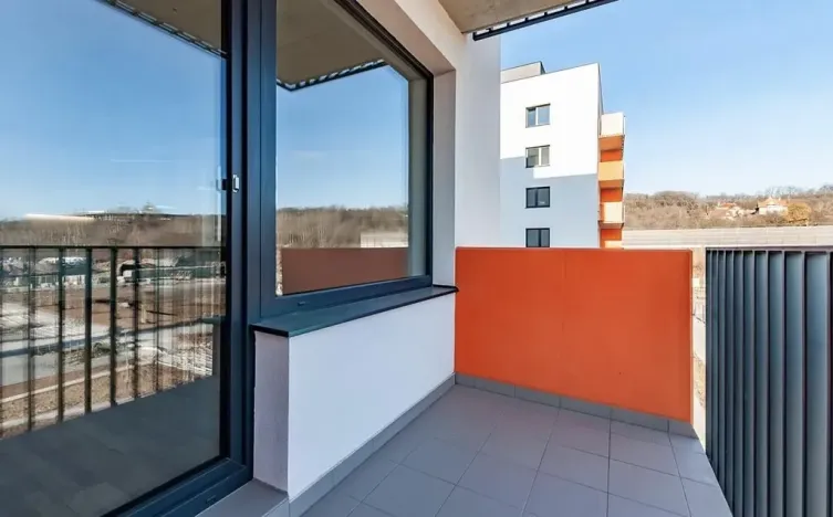 Pronájem bytu 2+kk, Praha - Vysočany, Strnadových, 55 m2