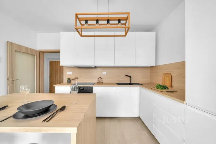 Prodej bytu 2+kk, Praha - Uhříněves, Oty Bubeníčka, 45 m2