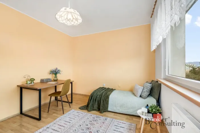 Prodej bytu 4+1, Liberec - Liberec VI-Rochlice, Dobiášova, 98 m2