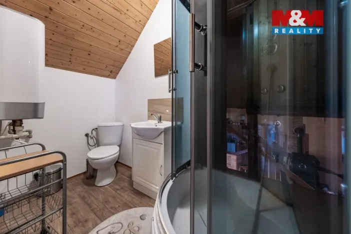 Prodej rodinného domu, Pluhův Žďár, 300 m2