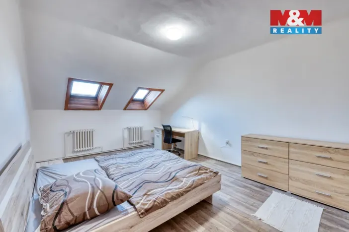 Prodej atypického bytu, Plzeň - Jižní Předměstí, Na Jíkalce, 151 m2