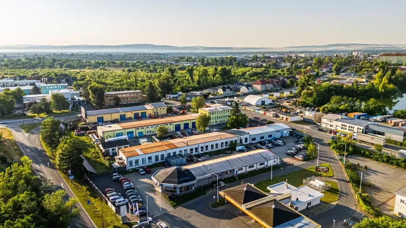 Prodej obchodního prostoru, Hodonín, Brněnská, 660 m2
