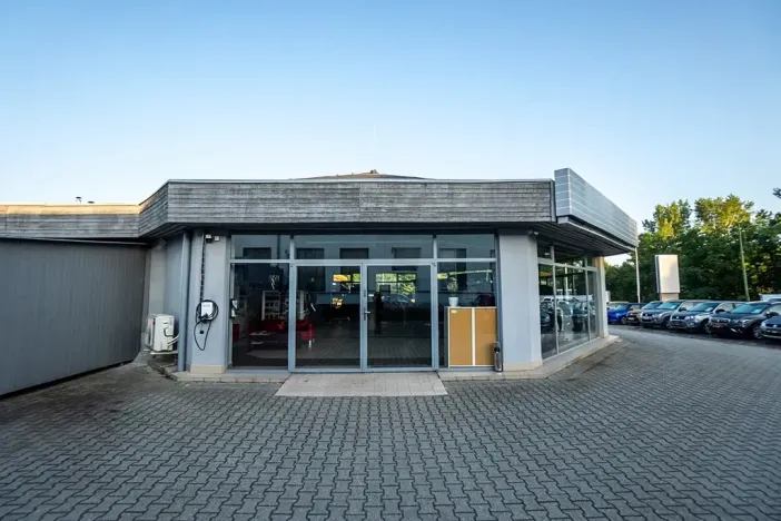 Prodej obchodního prostoru, Hodonín, Brněnská, 660 m2