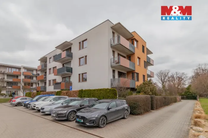 Pronájem bytu 2+kk, Čelákovice, náměstí 5. května, 60 m2