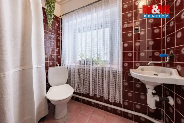 Prodej rodinného domu, Málkov, 250 m2