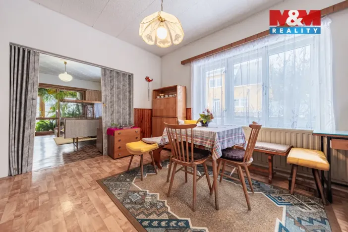 Prodej rodinného domu, Málkov, 250 m2