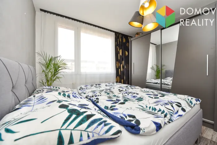 Prodej bytu 4+kk, Jince, Zborovská, 85 m2