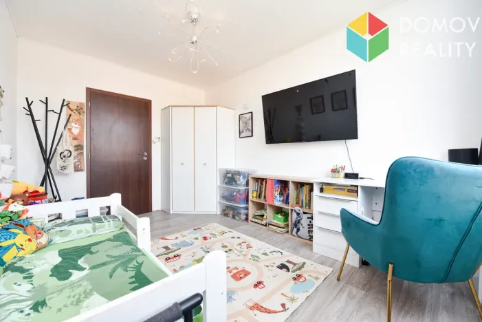 Prodej bytu 4+kk, Jince, Zborovská, 85 m2