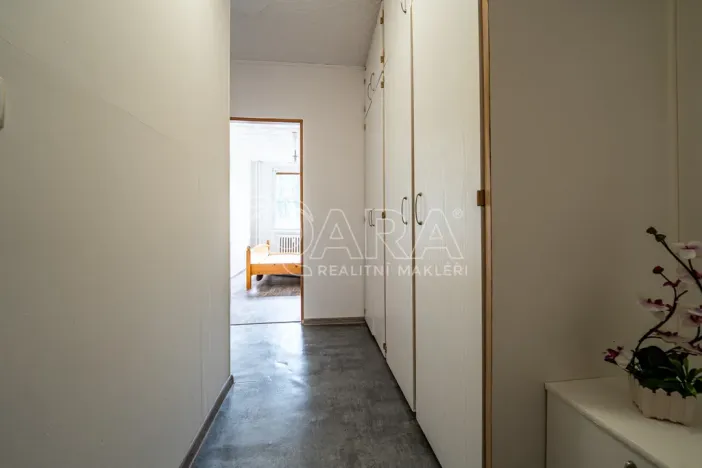 Pronájem bytu 2+kk, Praha - Libuš, K lukám, 43 m2