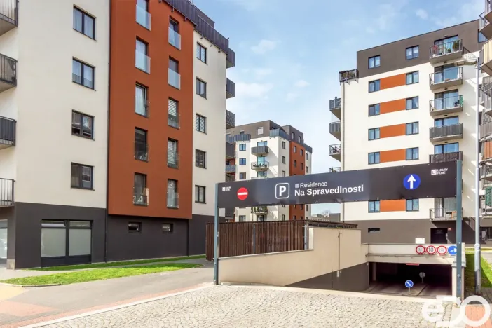 Prodej bytu 3+kk, Pardubice, Na Spravedlnosti, 72 m2