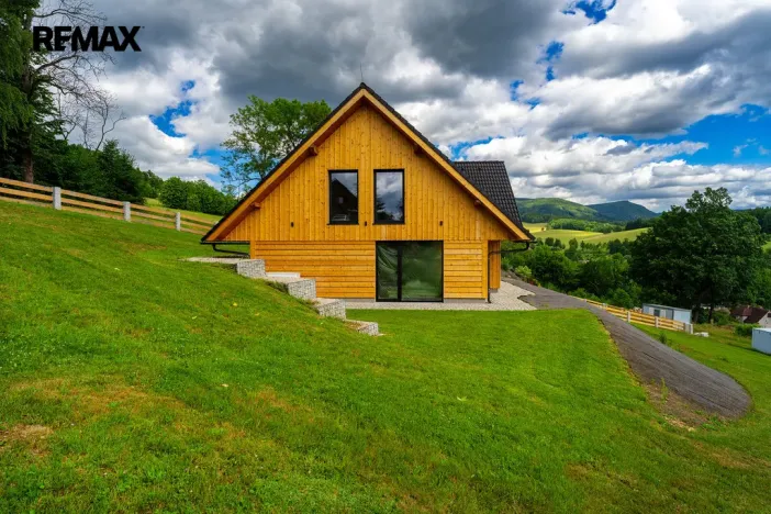 Prodej rodinného domu, Lázně Libverda, 248 m2