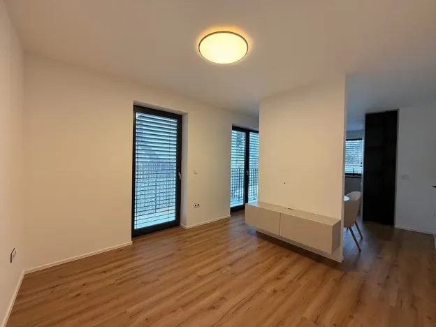 Pronájem bytu 3+kk, Mladá Boleslav - Čejetice, Koněvova, 71 m2