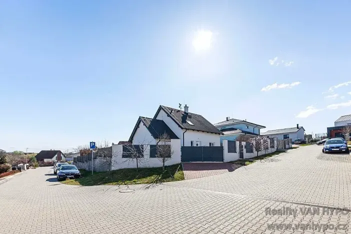 Prodej rodinného domu, Milovice, Zahradní, 95 m2