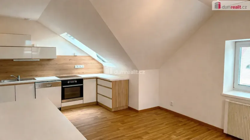 Pronájem bytu 2+kk, Kolín - Kolín V, Ke Hřbitovu, 68 m2