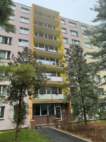 Prodej bytu 1+kk, Praha, Veltruská, 27 m2