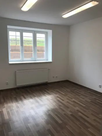 Pronájem kanceláře, Praha - Horní Počernice, Bystrá, 15 m2