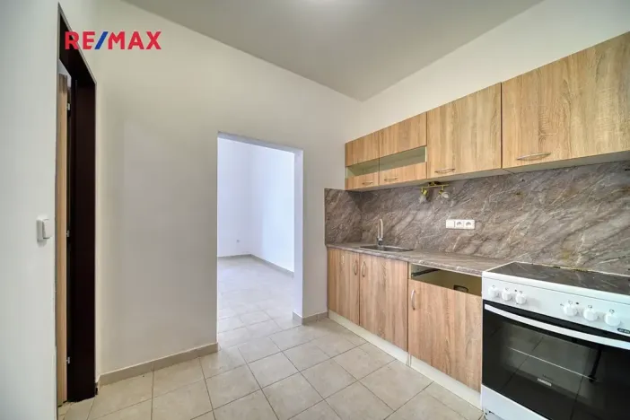 Pronájem bytu 1+kk, Poděbrady, Za Mlékárnou, 28 m2