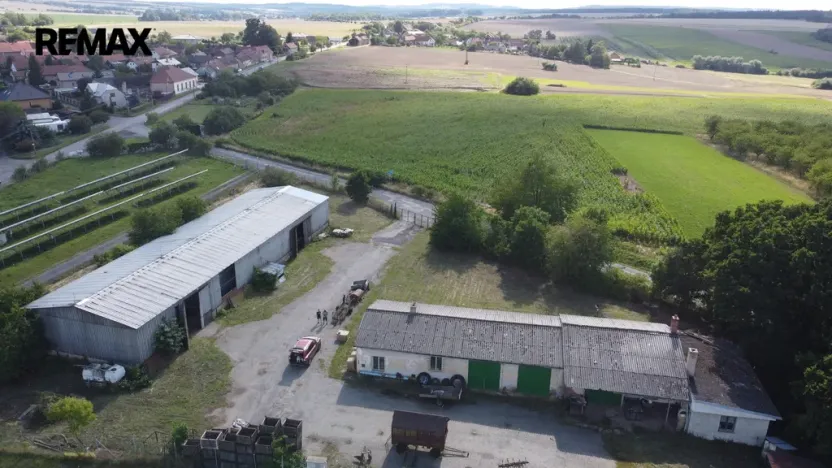 Pronájem výrobních prostor, Kouřim, 500 m2