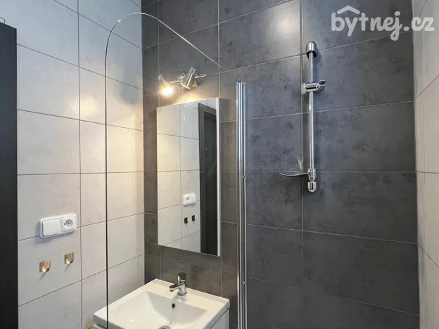 Pronájem bytu 2+kk, Olomouc, 41 m2