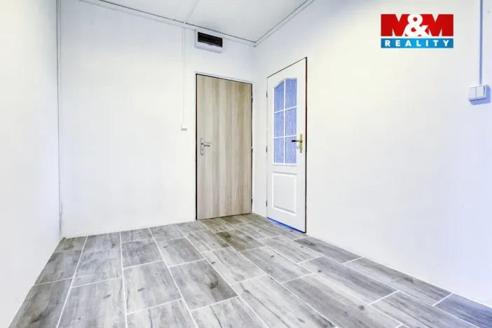 Prodej bytu 2+1, Rovná, 60 m2